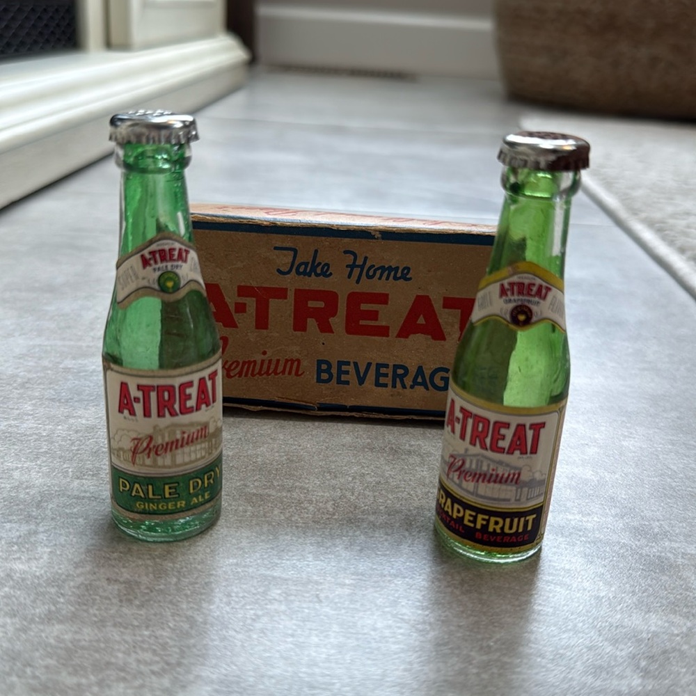Vintage 1950's A-Treat Soda Salt and Pepper Shakers,  Allentown, PA